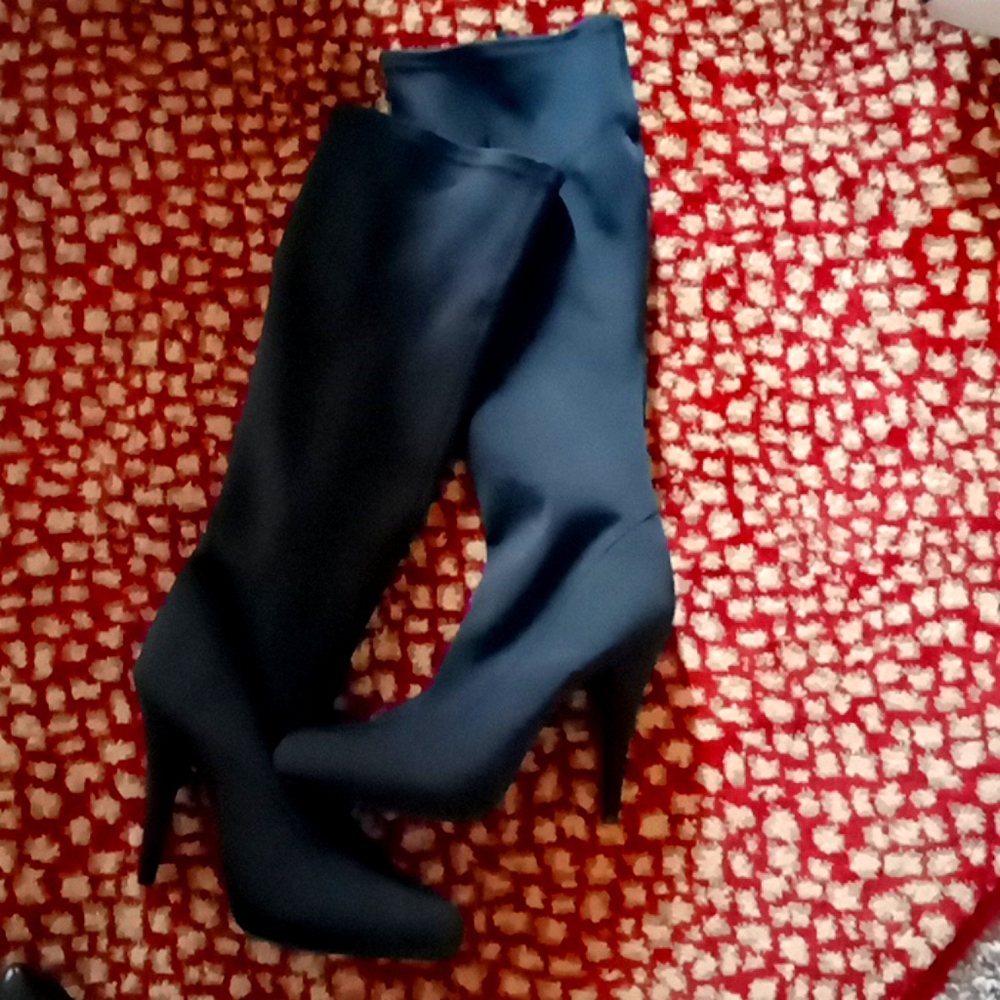 Black BP fabric boots